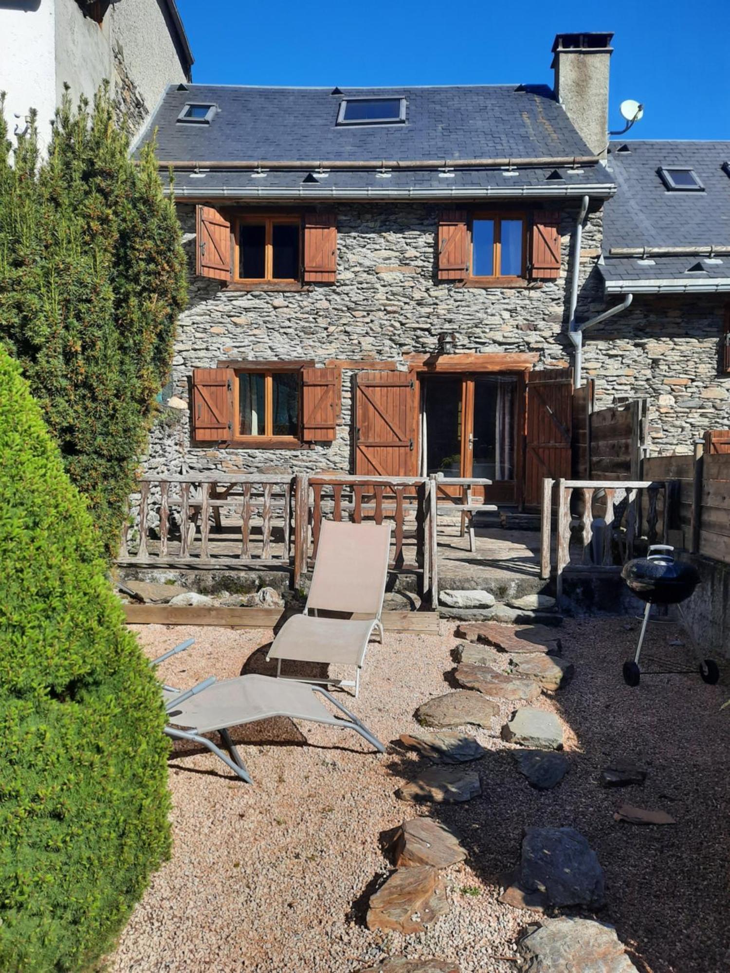 Villa Les Granges De La Fontaine Antignac Exterior foto